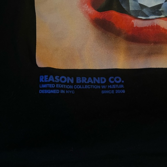 Limited edition Collection with hustler mens t-shirt - Picture 2 of 3